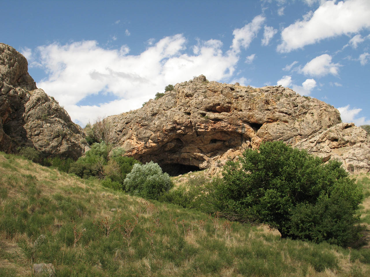 Пещерная стоянка Караунгир