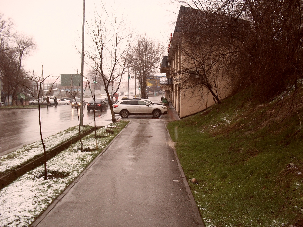В Шымкент пришла зима, надеемся на долго... (Фоторепортаж)