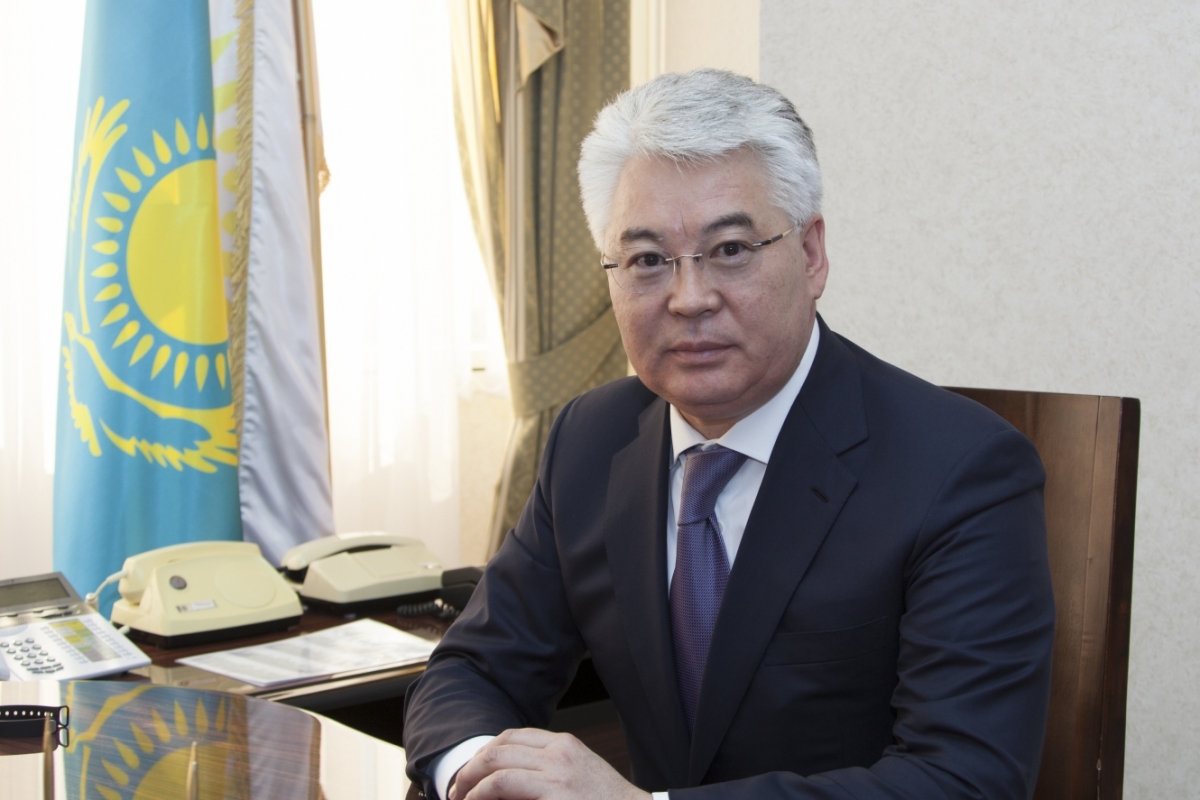 Видео: Новогоднее поздравление главы ЮКО - Б.Атамкулова.