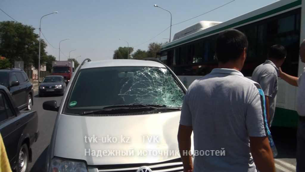 В Шымкенте насмерть сбили пешехода на «зебре» (видео)