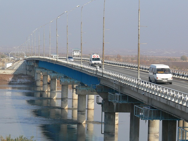 Мост «независимости» внес вклад в развитие экономики Мактааральского района ЮКО