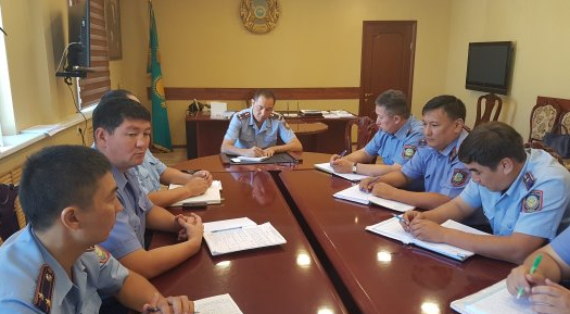 Полицейские впервые провели skype-конференцию с жителями Шымкента
