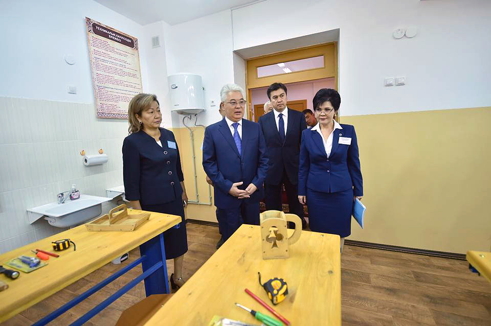 1 сентября в микрорайоне «Ынтымак» открылась новая школа на 900 мест.