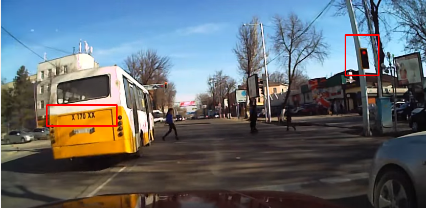 Маршрутный автобус совершивший сразу 2 грубейших нарушения, засняли в Шымкенте (Видео)
