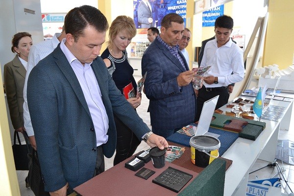 Делегация из Узбекистана ознакомилась с предприятиями в ЮКО