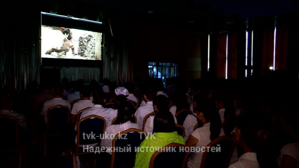 Фильм Акана Сатаева «Дорога к матери» презентовали в Шымкенте