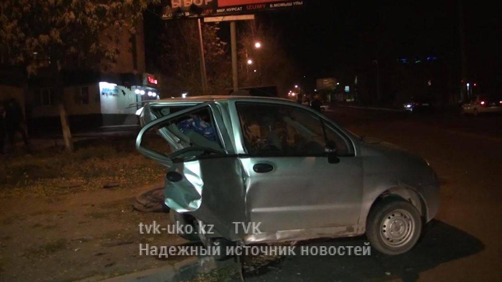 Жуткая авария, произошла около 6 часов утра на улице Байтурсынова