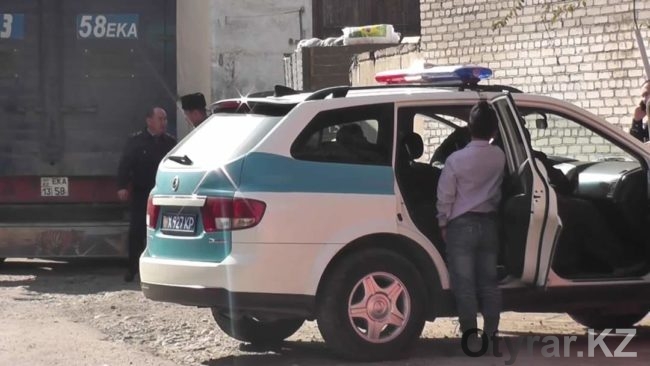 В Шымкенте неизвестные открыли стрельбу на одном из городских рынков