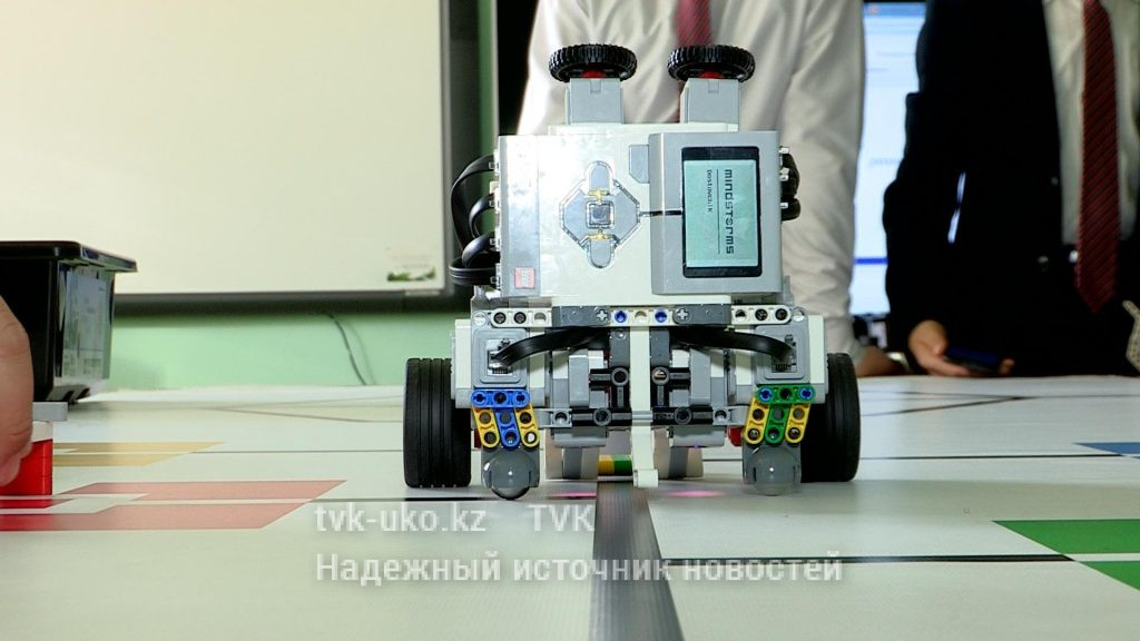 Кабинет робототехники появился в Назарбаев интеллектуальной школе