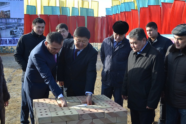 В Туркестане заложили первый камень завода способного производить 33 тыс. тонн кумыса и шубата