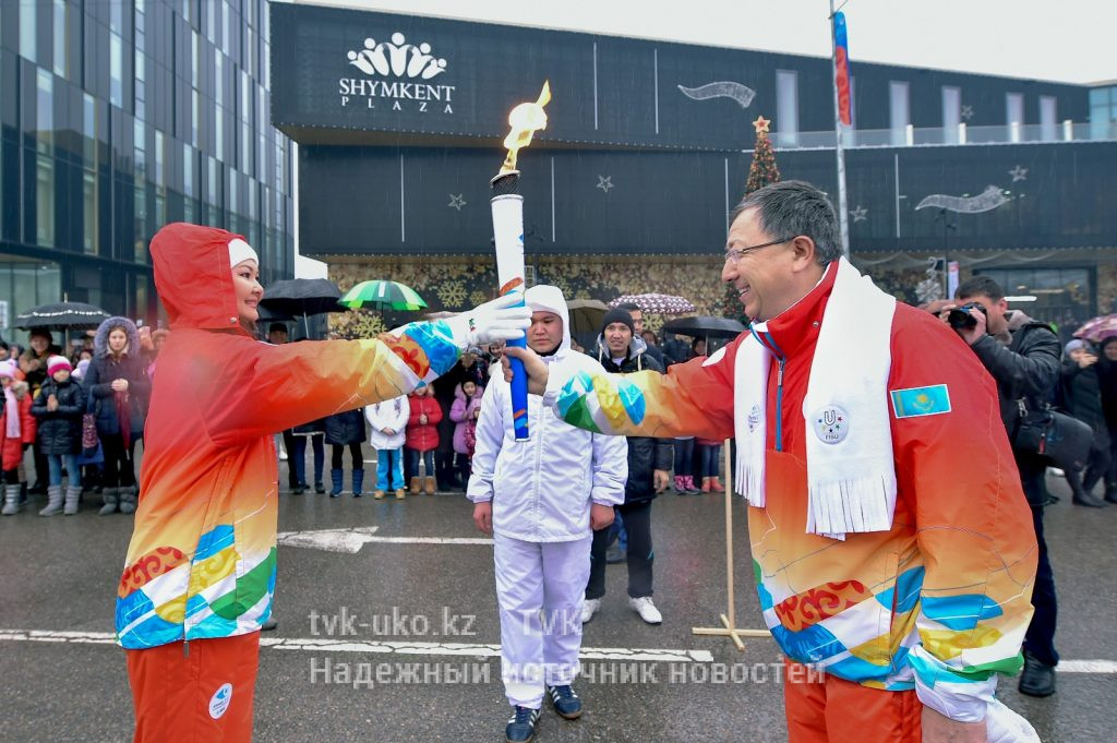 Официальная церемония зажжения огня универсиады 2017 прошла в Шымкенте (фото, видео)