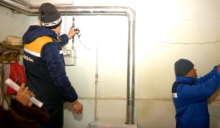 В домах малообеспеченных семей Шымкента установили газосигнализаторы