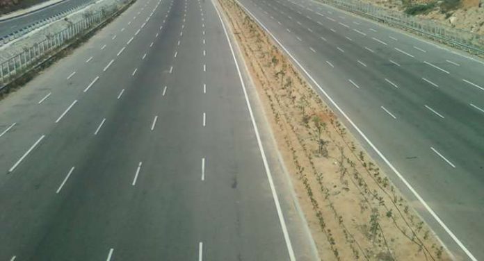 Пропускные пункты на восстановленной дороге в Самарканд через ЮКО будут круглосуточными