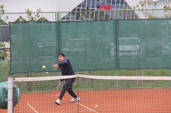 Турнир по теннису на Кубок акима Южно-Казахстанской области стартовал в Шымкенте