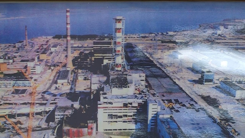 В музее открылась выставка к 30-летию Чернобыльской катастрофы