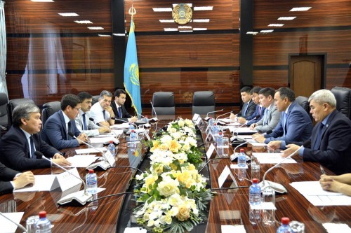 Офисы уранодобыващих компаний переедут в Шымкент