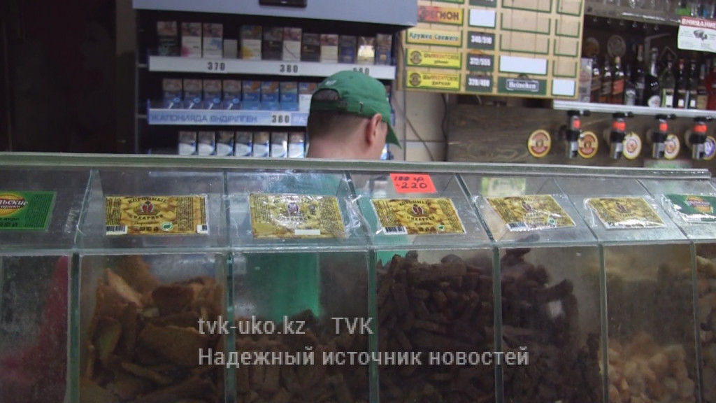 Шымкентцы жалуются на отсутствие чеков и обман покупателей