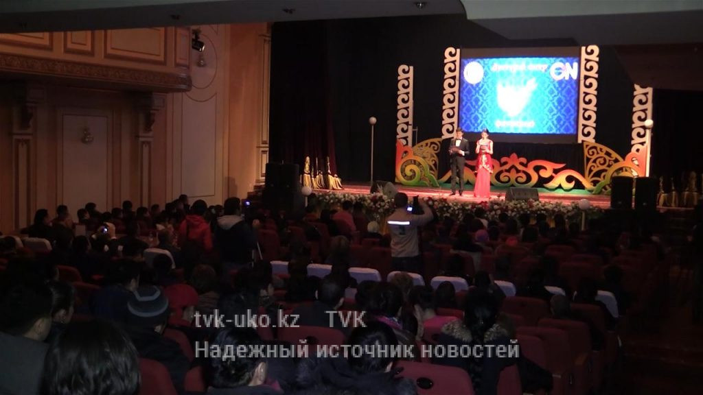 Лучших исполнителей национальных песен и танцев выбрали в ЮКО